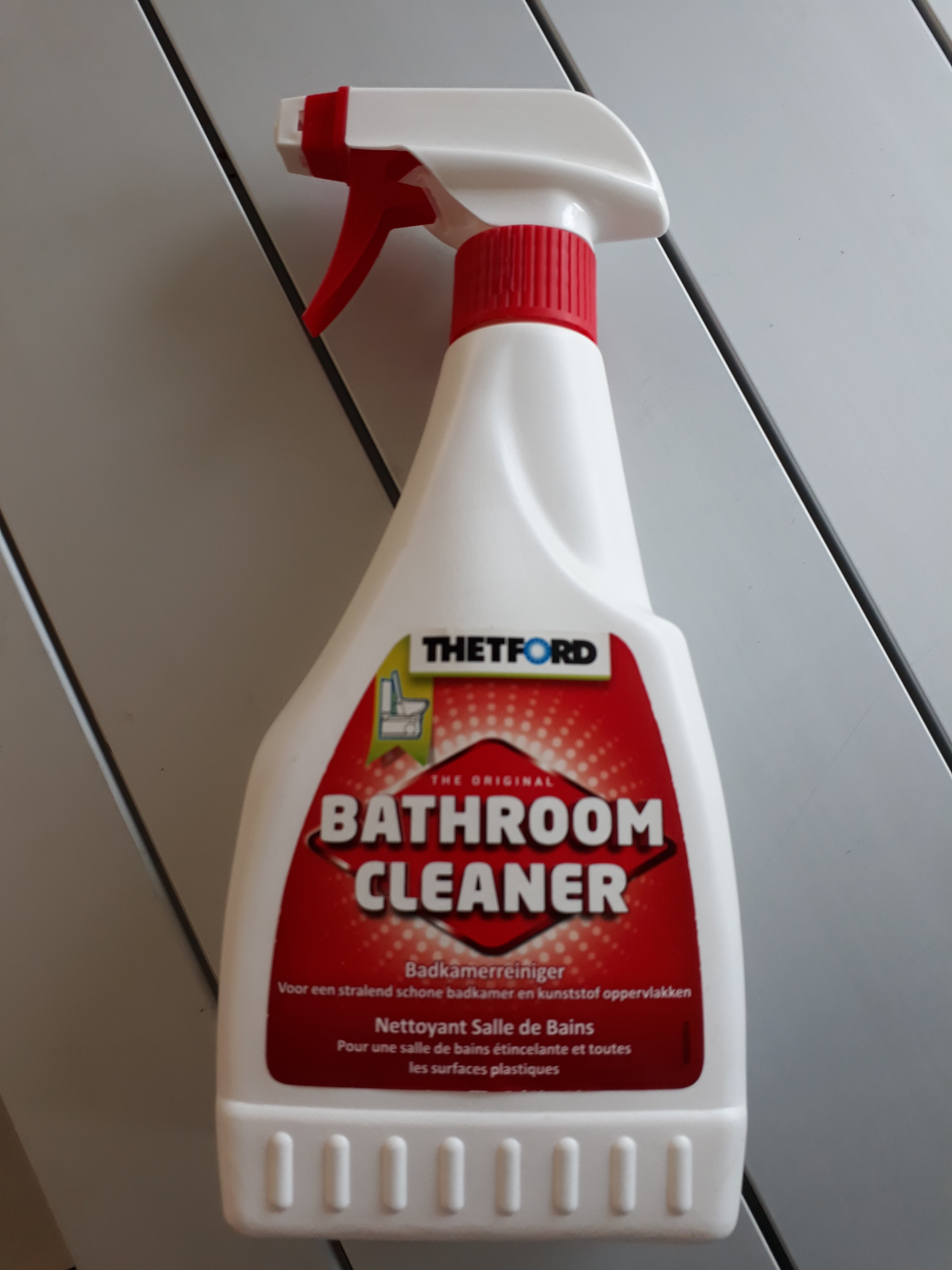 BATHROOM CLEANER