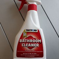 BATHROOM CLEANER